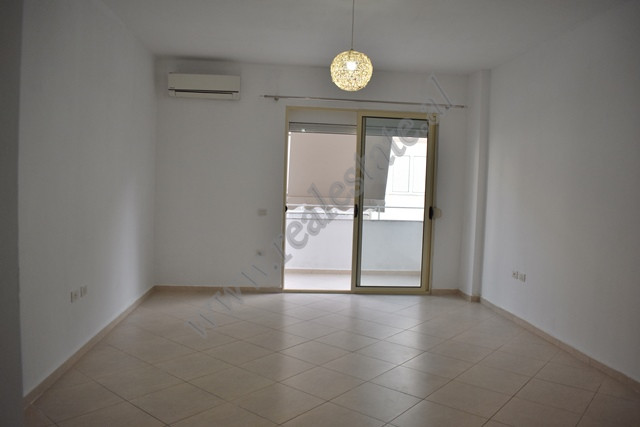 One bedroom apartment for rent near the Zoo in Tirana, Albania